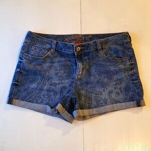 Arizona Juniors Paisley Denim Shorts Size 13 Boho